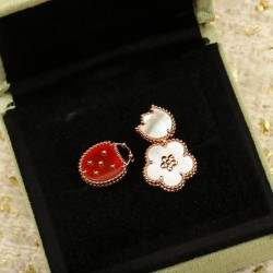 Van Cleef Jewelry Ring
