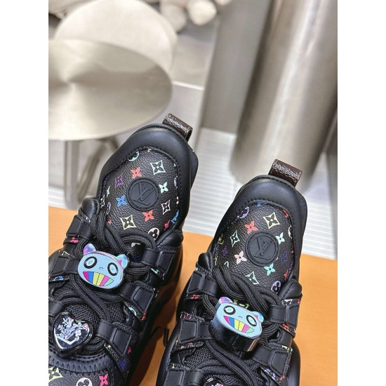 LV Shoes Top Quality
women 35-40
LV Shoes Top Quality
women 35-40