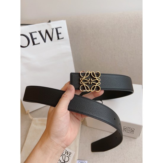Loewe Belts
Top Quality Loewe Belts
Top Quality