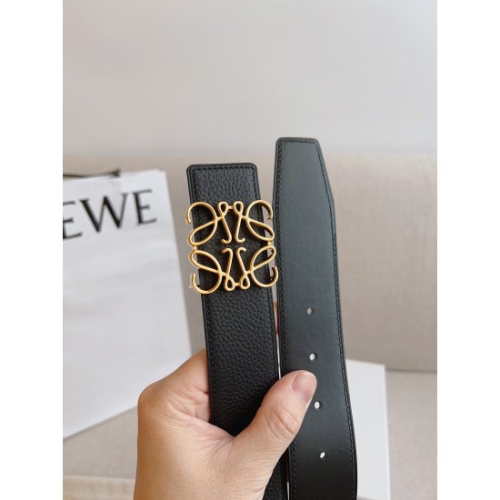 Loewe Belts
Top Quality Loewe Belts
Top Quality