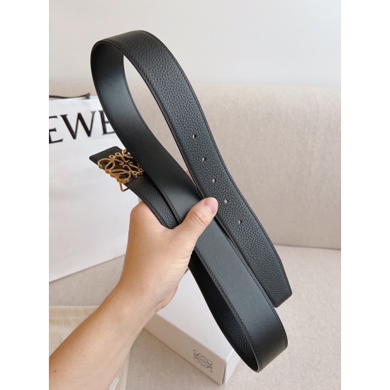 Loewe Belts
Top Quality Loewe Belts
Top Quality