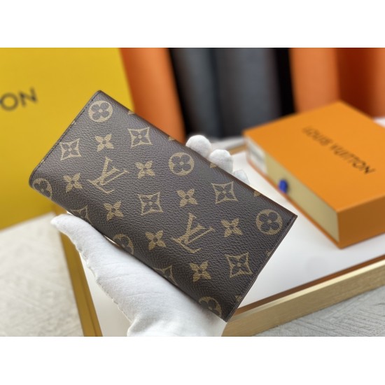 LV Bags High Quality Flip Wallet
LV Bags High Quality Flip Wallet