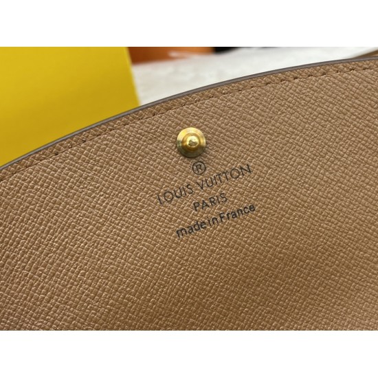 LV Bags High Quality Flip Wallet
LV Bags High Quality Flip Wallet
