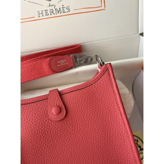 Hermes Bags Top Quality Evelyne 17cm
Hermes Bags Top Quality Evelyne 17cm