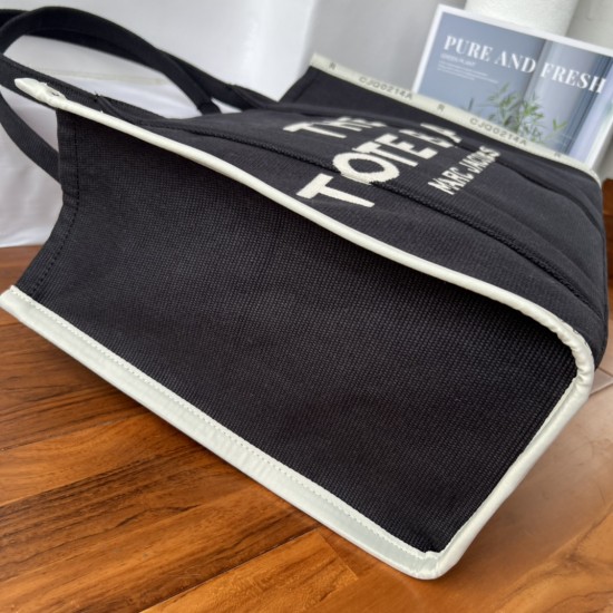 MJ Tote Full leather size: 41 * 34 * 15cm $140 Full leather medium size: 33 * 28 * 13cm $120 Full leather small size: 26 × 20 × 13cm $100 Fabric Large Size: 41 * 34 * 15cm $100 Medium size of fabric: 33 * 28 * 13cm $90 Fabric small size: 26 × 20 × 13cm $8 MJ Tote Full leather size: 41 * 34 * 15cm $140 Full leather medium size: 33 * 28 * 13cm $120 Full leather small size: 26 × 20 × 13cm $100 Fabric Large Size: 41 * 34 * 15cm $100 Medium size of fabric: 33 * 28 * 13cm $90 Fabric small size: 26 × 20 × 13cm $8