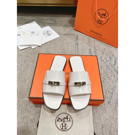 Hermes Shoes Top Quality
35-42 Hermes Shoes Top Quality
35-42