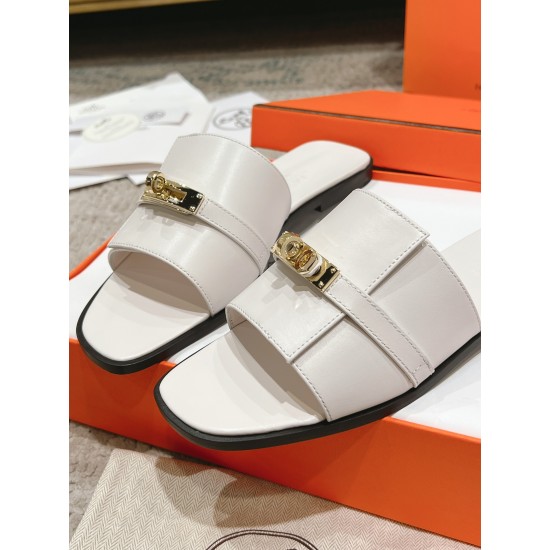 Hermes Shoes Top Quality
35-42 Hermes Shoes Top Quality
35-42