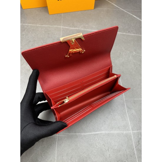 LV Bags High Quality Flip Wallet
