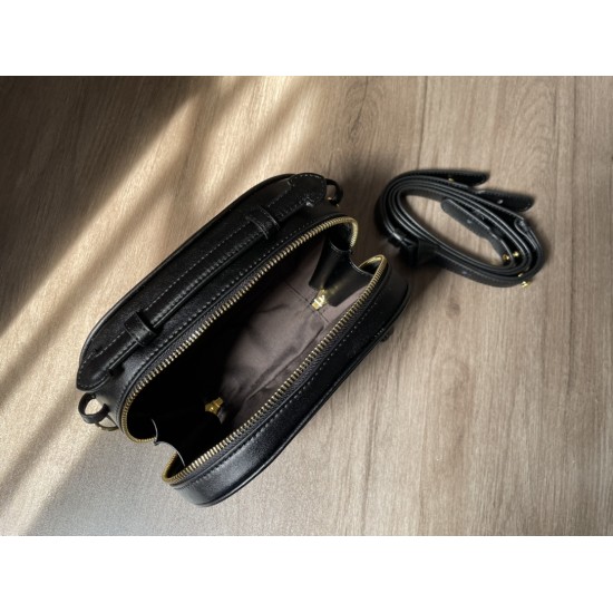 Fendi Bags Camera bag Top Quality Fendi Bags Camera bag Top Quality
