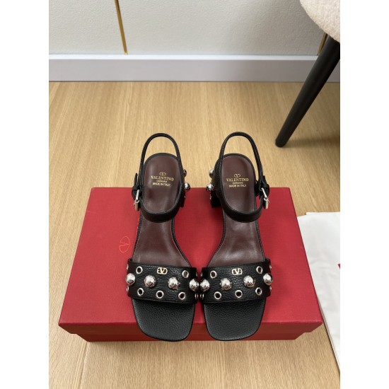 Valentino Shoes Top Quality Valentino Shoes Top Quality