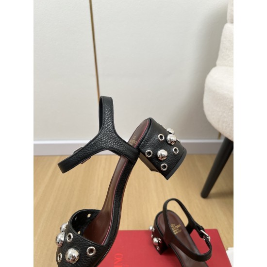 Valentino Shoes Top Quality Valentino Shoes Top Quality