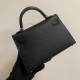 Hermes Bags Top Quality Minikelly 二代
19cm $220 Hermes Bags Top Quality Minikelly 二代
19cm $220