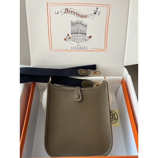 Hermes Bags Top Quality Evelyne 17cm
Hermes Bags Top Quality Evelyne 17cm