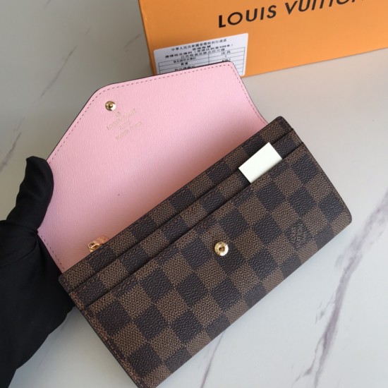LV Bags High Quality Flip Wallet
LV Bags High Quality Flip Wallet