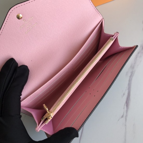 LV Bags High Quality Flip Wallet
LV Bags High Quality Flip Wallet