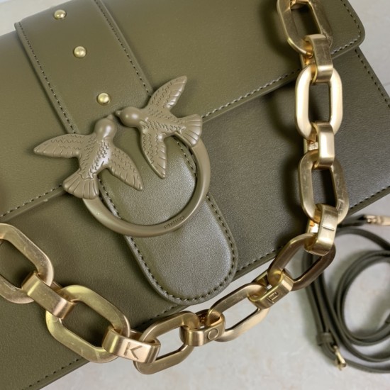 Pinko Bags Top Quality
27*17*8cm Pinko Bags Top Quality
27*17*8cm
