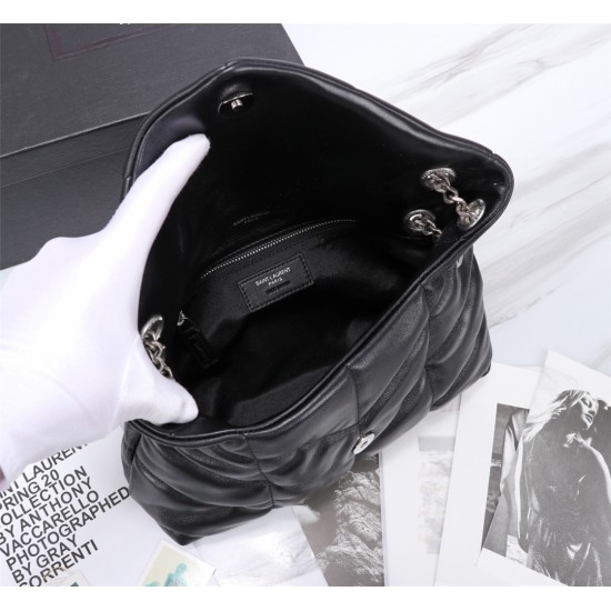 YSL Bags Top Quality Loulou Puffer
29x17x11cm YSL Bags Top Quality Loulou Puffer
29x17x11cm