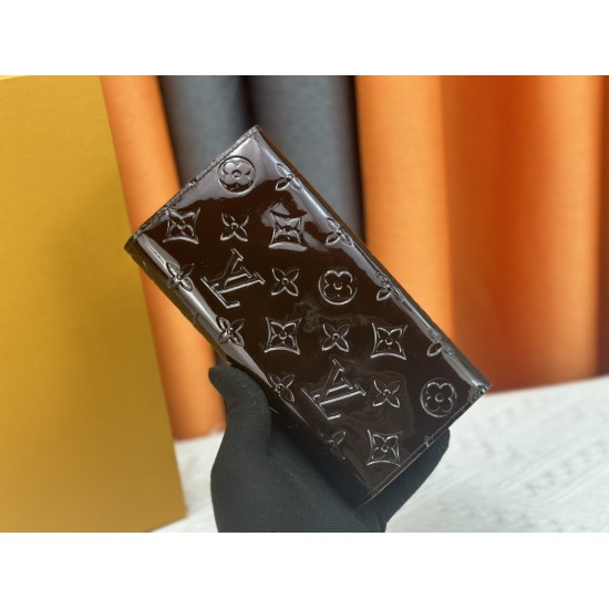 LV Bags High Quality Flip Wallet
