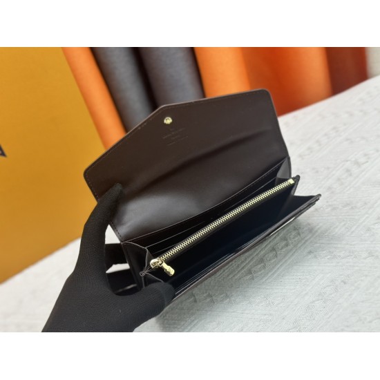 LV Bags High Quality Flip Wallet
