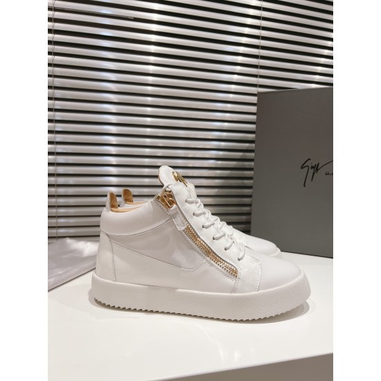 CL Shoes Casual shoes
Top Quality CL Shoes Casual shoes
Top Quality