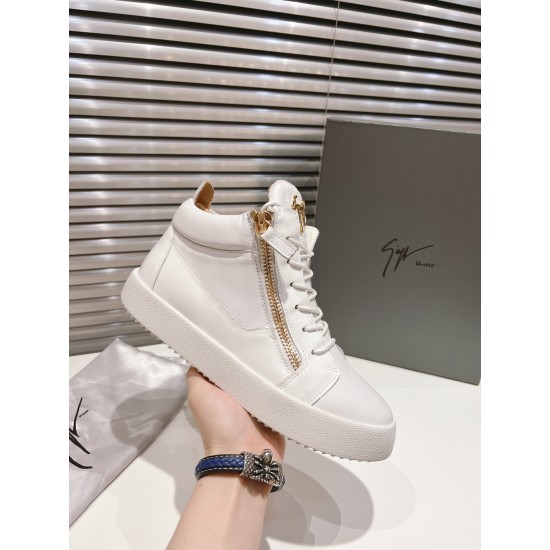 CL Shoes Casual shoes
Top Quality CL Shoes Casual shoes
Top Quality