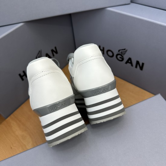 Hogan Shoes Top Quality
35-45 men and women same Hogan Shoes Top Quality
35-45 men and women same