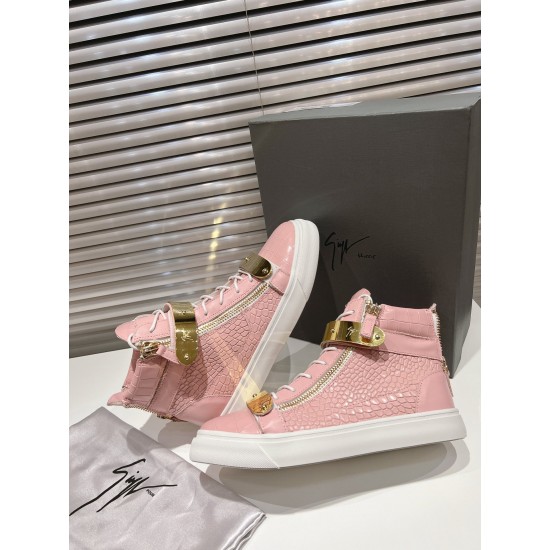 CL Shoes Casual shoes
Top Quality CL Shoes Casual shoes
Top Quality