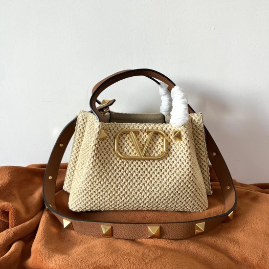 Valentino Bags Top Quality
35/25/17cm Valentino Bags Top Quality
35/25/17cm