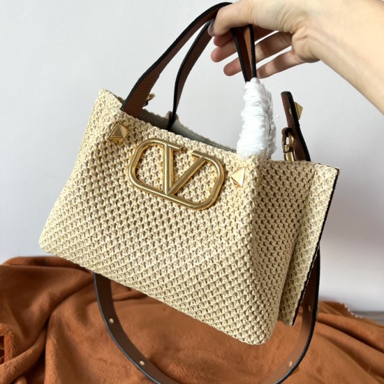 Valentino Bags Top Quality
35/25/17cm Valentino Bags Top Quality
35/25/17cm