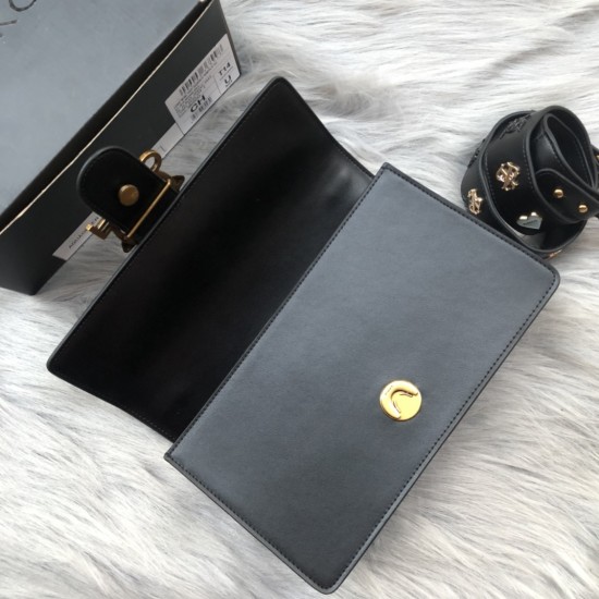Pinko Bags Top Quality
27*17*8cm Pinko Bags Top Quality
27*17*8cm