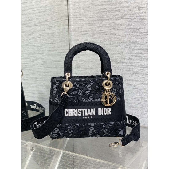 Dior Bags Top Quality
Five Grid Dior Bags Top Quality
Five Grid