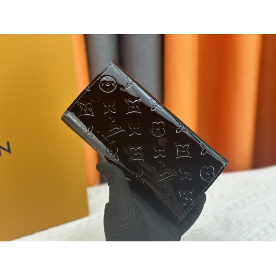 LV Bags High Quality Flip Wallet
