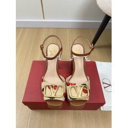 Valentino Shoes Top Quality