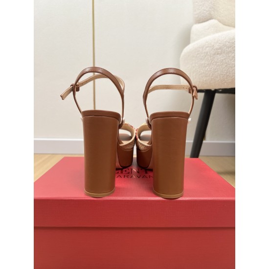 Valentino Shoes Top Quality Valentino Shoes Top Quality