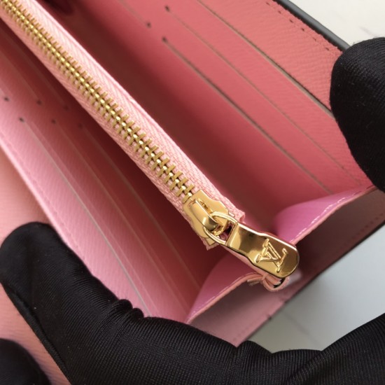 LV Bags High Quality Flip Wallet
LV Bags High Quality Flip Wallet