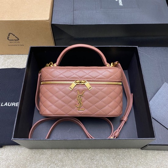 YSL Bags Top Quality
18×11×6.5 cm YSL Bags Top Quality
18×11×6.5 cm