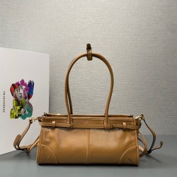 Prada Bags Top Quality
32x15.5x12cm