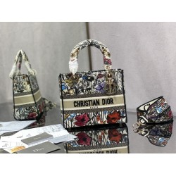 Dior Bags Top Quality
Five Grid
