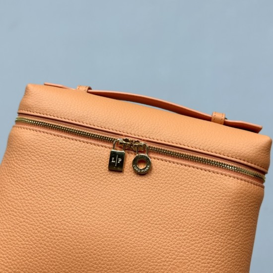 LP Bags Top Quality Size: 23 × 8 × 22cm LP Bags Top Quality Size: 23 × 8 × 22cm