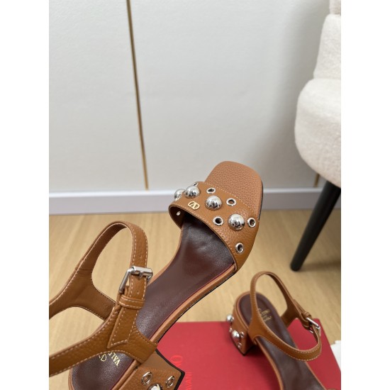 Valentino Shoes Top Quality Valentino Shoes Top Quality