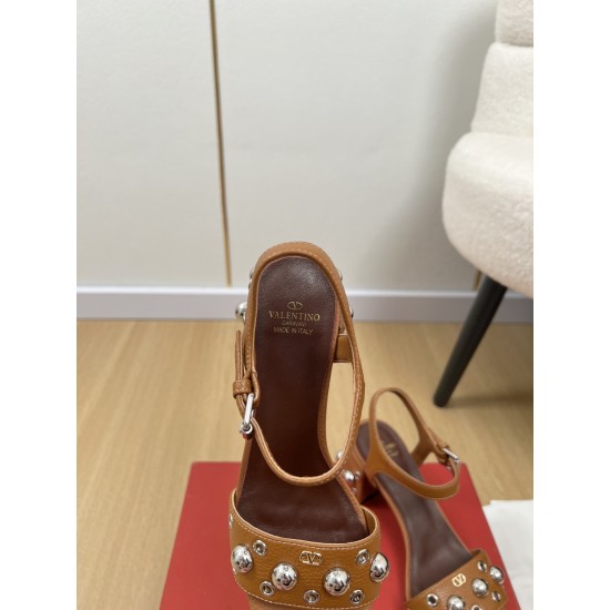 Valentino Shoes Top Quality Valentino Shoes Top Quality