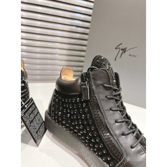 CL Shoes Casual shoes
Top Quality CL Shoes Casual shoes
Top Quality