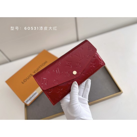 LV Bags High Quality Flip Wallet
LV Bags High Quality Flip Wallet