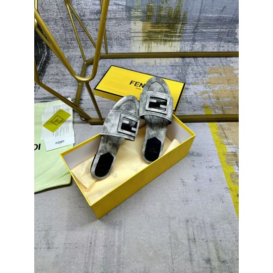 Fendi Shoes Top Quality
35-42 Fendi Shoes Top Quality
35-42