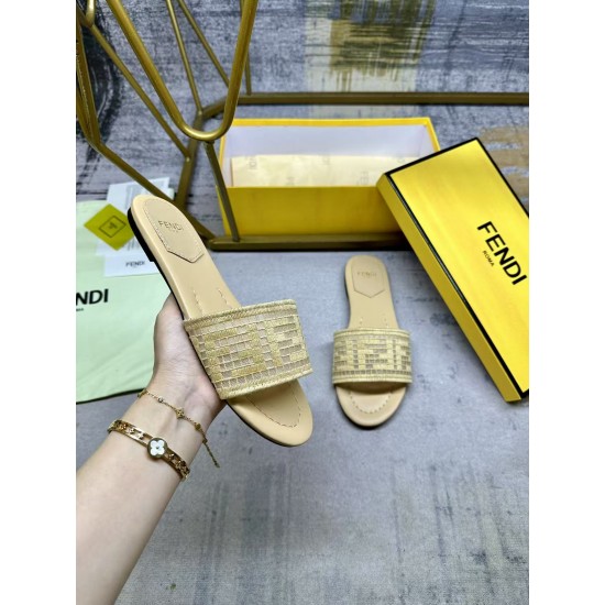 Fendi Shoes Top Quality
35-42 Fendi Shoes Top Quality
35-42
