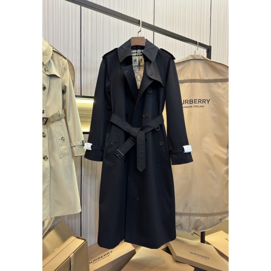 Burberry coat
uk4,6,8,10,12 Burberry coat
uk4,6,8,10,12