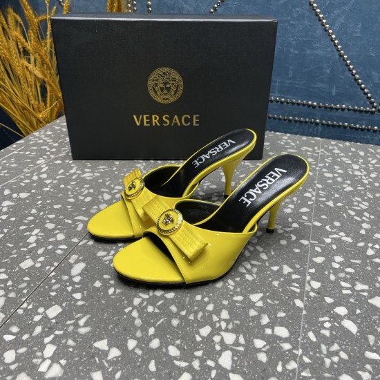 Versace Shoes Fashion shoes
Top Quality Versace Shoes Fashion shoes
Top Quality