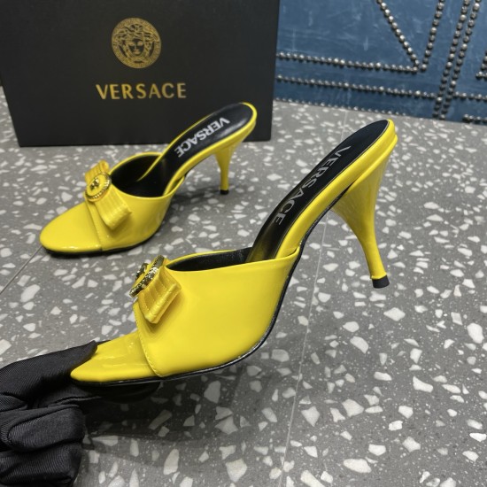 Versace Shoes Fashion shoes
Top Quality Versace Shoes Fashion shoes
Top Quality
