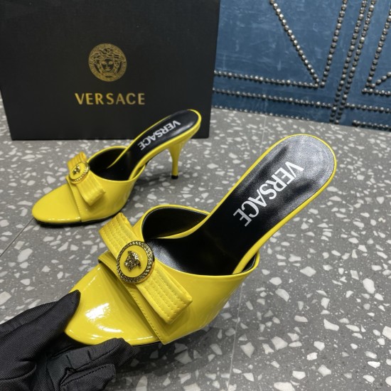 Versace Shoes Fashion shoes
Top Quality Versace Shoes Fashion shoes
Top Quality