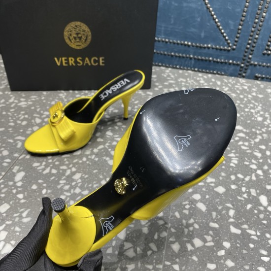 Versace Shoes Fashion shoes
Top Quality Versace Shoes Fashion shoes
Top Quality